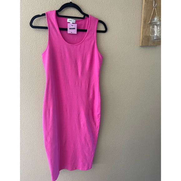 Fuchsia stretchy sleeveless midi dress - Picture 4 of 4